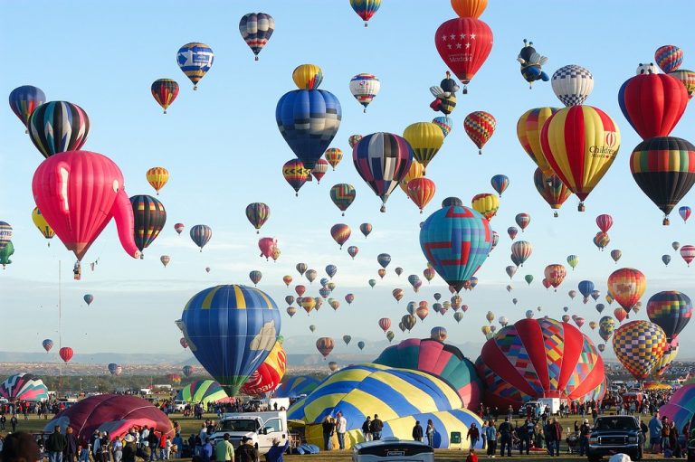 hot-air-balloon-festival-in-pampanga-768x511-1