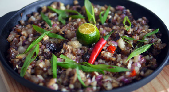 pampanga-food-trip-sisig